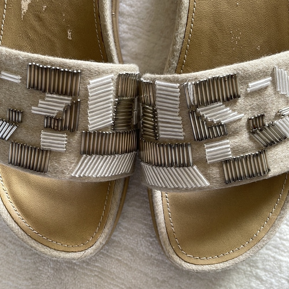 Sandals - Picture 7 of 7